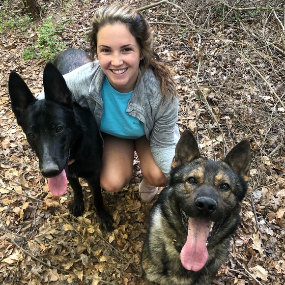 Meet your Posher, Brianna - Picture 3 of 5